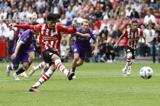 EINDHOVEN , 23-08-2026 , Philips stadium , season 2026 202 , Dutch Eredivisie football , match between PSV and FC Gronngen , picture shows PSV player Ricardo Pepi scores 3-1 for PSV PSV - Groningen  x205974499x Copyright: