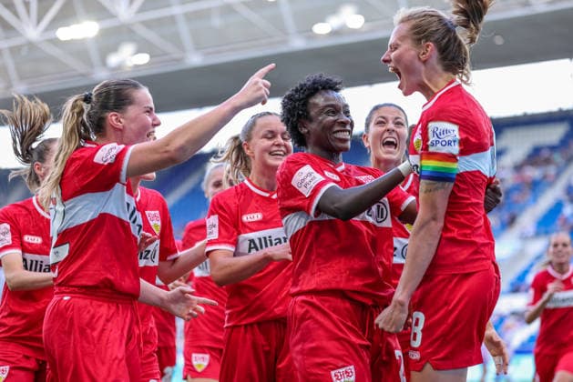 GER, Sinsheim, TSG Hoffenheim vs VfB Stuttgart, Google Pixel Frauen Bundesliga, Fussball, DFB, Spielzeit 2026 2027, 1. Spieltag im Bild: Maximiliane Rall (VfB Stuttgart Frauen 8) erzielt das Tor zum 1:1, Tor, Jubel und Freude, Emotionen mit Mira Arouna (VfB Stuttgart Frauen 21), Chantal Hagel (VfB Stuttgart Frauen 6) DFB DFL REGULATIONS PROHIBIT ANY USE OF PHOTOGRAPHS AS IMAGE SEQUENCES AND OR QUASI-VIDEO, 23.08.2026 *** GER, Sinsheim, TSG Hoffenheim vs. VfB Stuttgart, Google Pixel Women s Bundesliga, Soccer, DFB, 2026–2027 Season, Matchday 1 in Pictures: Maximiliane Rall (VfB Stuttgart Women’s Team 8) scores the goal to tie the game 1–1; goal, celebration, and joy; emotions shared with Mira Arouna (VfB Stuttgart Women’s Team 21), Chantal Hagel, VfB Stuttgart Women’s 6. DFB and DFL regulations prohibit any use of photographs as image sequences and or quasi-video. August 23, 2026 Copyright: HMBxMedia HendrikxHamelau