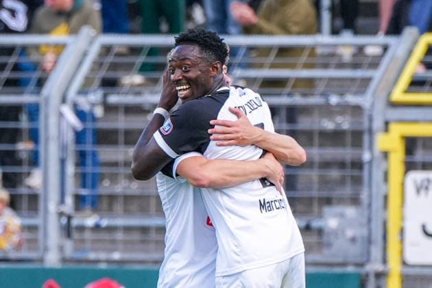 SSV Jeddeloh II feiert nach dem Abpfiff, Jubel, Freude, Emotionen, Deutschland: Fussball, DFB Pokal, Saison 2026 27, 1. Runde, 23.08.2026, SSV Jeddeloh II vs 1. FC Heidenheim, Marschweg-Stadion (Oldenburg, Niedersachsen) *** SSV Jeddeloh II celebrates after the final whistle: cheers, joy, emotions, German soccer, DFB Cup, 2026–27 season, 1st round, August 23, 2026, SSV Jeddeloh II vs. 1. FC Heidenheim, Marschweg Stadium, Oldenburg, Lower Saxony Copyright: xLeonxFrickx