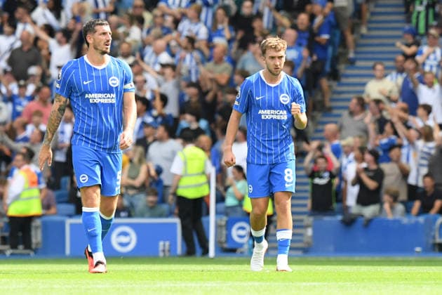 Brighton and Hove Albion v Aston Villa, Premier League GOAL CELEBRATION 3-0 Jack Hinshelwood Midfielder of Brighton and Hove Albion celebrates scoring Brighton s third goal during the Premier League match between Brighton and Hove Albion and Aston Villa at the American Express Stadium, Brighton and Hove, UK on 23 August 2026. Brighton and Hove American Express Stadium East Sussex UK Editorial use only DataCo restrictions apply See www.football-dataco.com , Copyright: xJeffxMoodx PSI-24737-0034