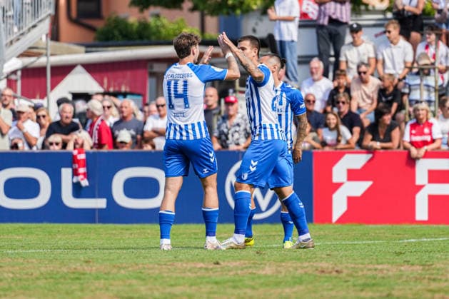 DFB-Pokal: Bahlinger SC vs 1. FC Magdeburg, 22.08.2026 Torjubel zum 0:1 durch Mateusz Å»ukowski (1. FC Magdeburg, 22) DFB-Pokal: Bahlinger SC vs 1. FC Magdeburg, Kaiserstuhlstadion, 22.08.2026 DFB DFL REGULATIONS PROHIBIT ANY USE OF PHOTOGRAPHS AS IMAGE SEQUENCES AND OR QUASI-VIDEO. *** DFB Cup: Bahlinger SC vs. 1. FC Magdeburg, August 22, 2026—Celebration of the 0–1 goal scored by Mateusz Zukowski, 1. FC Magdeburg, 22 DFB Cup: Bahlinger SC vs. 1. FC Magdeburg, Kaiserstuhlstadion, August 22, 2026 DFB DFL regulations prohibit any use of photographs as image sequences and or quasi-video Copyright: xBEAUTIFULxSPORTS Boscox