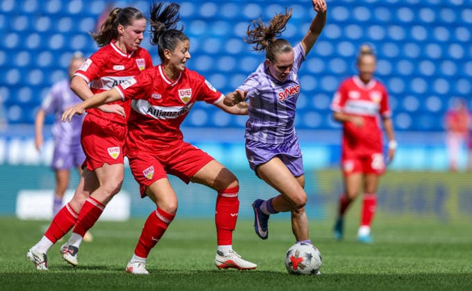 GER, Sinsheim, TSG Hoffenheim vs VfB Stuttgart, Google Pixel Frauen Bundesliga, Fussball, DFB, Spielzeit 2026 2027, 1. Spieltag im Bild v.l.: Chantal Hagel (VfB Stuttgart Frauen 6), Marie Steiner (TSG Hoffenheim Frauen 9) DFB DFL REGULATIONS PROHIBIT ANY USE OF PHOTOGRAPHS AS IMAGE SEQUENCES AND OR QUASI-VIDEO, 23.08.2026 *** GER, Sinsheim, TSG Hoffenheim vs. VfB Stuttgart, Google Pixel Women s Bundesliga, Soccer, DFB, 2026–2027 Season, Matchday 1 in pictures: from left, Chantal Hagel, VfB Stuttgart Women 6, Marie Steiner, TSG Hoffenheim Women 9. DFB and DFL regulations prohibit any use of photographs as image sequences and or quasi-video. August 23, 2026 Copyright: HMBxMedia HendrikxHamelau