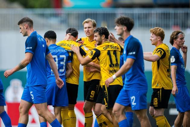 23.08.2026 - Fußball, 2026 2027, DFB-Pokal, 1. Hauptrunde, SV Westfalia Rhynern - SG Dynamo Dresden: Jubeltraube nach dem Tor zum 0:1 von Jonas Sterner (Dresden), (M) Ben Bobzien (Dresden), Vincent Vermeij (Dresden), Kaan Inanoglu (Dresden) DFB REGULATIONS PROHIBIT ANY USE OF PHOTOGRAPHS AS IMAGE SEQUENCES AND OR QUASI-VIDEO. *** August 23, 2026 Soccer, 2026–2027, DFB Cup, 1st Round, SV Westfalia Rhynern vs. SG Dynamo Dresden—celebration after Jonas Sterner’s goal to make it 0–1 for Dresden; M. Ben Bobzien (Dresden), Vincent Vermeij (Dresden), Kaan Inanoglu (Dresden). DFB regulations prohibit any use of photographs as image sequences and or quasi-video.