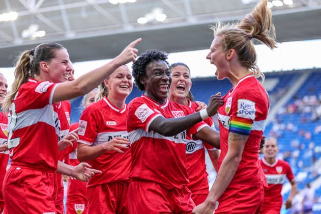 GER, Sinsheim, TSG Hoffenheim vs VfB Stuttgart, Google Pixel Frauen Bundesliga, Fussball, DFB, Spielzeit 2026 2027, 1. Spieltag im Bild: Maximiliane Rall (VfB Stuttgart Frauen 8) erzielt das Tor zum 1:1, Tor, Jubel und Freude, Emotionen mit Mira Arouna (VfB Stuttgart Frauen 21), Chantal Hagel (VfB Stuttgart Frauen 6) DFB DFL REGULATIONS PROHIBIT ANY USE OF PHOTOGRAPHS AS IMAGE SEQUENCES AND OR QUASI-VIDEO, 23.08.2026 *** GER, Sinsheim, TSG Hoffenheim vs. VfB Stuttgart, Google Pixel Women s Bundesliga, Soccer, DFB, 2026–2027 Season, Matchday 1 in Pictures: Maximiliane Rall (VfB Stuttgart Women’s Team 8) scores the goal to make it 1–1; goal, celebration, and joy; emotions with Mira Arouna (VfB Stuttgart Women’s Team 21), Chantal Hagel, VfB Stuttgart Women’s 6. DFB and DFL regulations prohibit any use of photographs as image sequences and or quasi-video. August 23, 2026 Copyright: HMBxMedia HendrikxHamelau