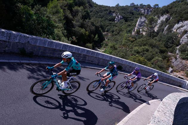Spanish cyclist Diego Uriarte (L), of Kern Pharma team, followed by other competitors during the second stage of La Vuelta a Espana cycling tour, between Monaco and French town of Manosque covering 214.3 km. Second stage of La Vuelta cycling tour !ACHTUNG: NUR REDAKTIONELLE NUTZUNG!  Copyright: xJavierxLizonx GRAF3612 20260823-55021208487_1