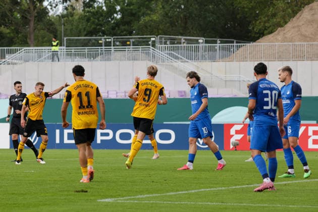 23.08.2026, xgrfx, Fussball DFB Pokal 1.Runde, SV Westfalia Rhynern - Dynamo Dresden v.l. Tor, Vincent Vermeij zum 0:3 (Dynamo Dresden) (DFL DFB REGULATIONS PROHIBIT ANY USE OF PHOTOGRAPHS as IMAGE SEQUENCES and or QUASI-VIDEO) Münster *** August 23, 2026, xgrfx, Soccer, DFB Cup 1st Round, SV Westfalia Rhynern vs. Dynamo Dresden, goal, Vincent Vermeij on the 0–3 Dynamo Dresden DFL DFB REGULATIONS PROHIBIT ANY USE OF PHOTOGRAPHS AS IMAGE SEQUENCES AND OR QUASI-VIDEO Münster