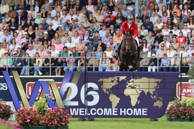 Richard Vogel (GER, Deutschland) mit Pferd Unites Touch S, aktueller Europameister und Sieger des Rolex Grand Prix von Aachen 2026 (CHIO Aachen), Frust, enttäuschtes Gesicht beim Sprung, Springen, FEI Jumping World Championship, WM, Weltmeisterschaft , FEI Jumping World Championship, Competition Individual Final, Longines-Prize, Longines-Preis, Finale Einzelwertung, Jumping , AACHEN - FEI World Championships 2026, Weltfest des Pferdesports, Reitsport Weltmeisterschaft 2026, Aachen 2026, Welcome Home 2026, Aachener Soers, 11. bis 23. August 2026, Reitsport, 23.08.2026, Aachen Aachener Soers Deutschland *** Richard Vogel (GER), Germany, riding Unites Touch S, current European champion and winner of the 2026 Rolex Grand Prix at CHIO Aachen, frustration, disappointed expression during the jump, show jumping, FEI Jumping World Championship, FEI Jumping World Championship, Individual Final, Longines Prize, Longines Award, Individual Final, Jumping, AACHEN FEI World Championships 2026, World Festival of Equestrian Sports, 2026 Equestrian World Championships, Aachen 2026, Welcome Home 2026, Aachen Soers, August 11–23, 2026, Equestrian Sports, August 23, 2026, Aachen Soers, Germany