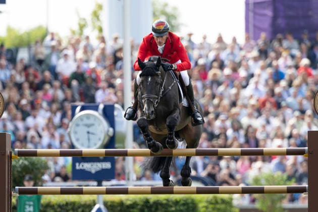 Daniel DEUSSER (GER) auf Otello de Guldenboom, im Sprung, Einzelaktion, Aktion, im Springen S3, Umlauf A, FEI Jumping World Championship, WM, Weltmeisterschaft - Individual Final - LONGINES-Preis, am 23.08.2026, FEI Reit Weltmeisterschaft Aachen 2026 vom 11. - 23.08.2026 in Aachen Deutschland; Â *** Daniel DEUSSER (GER) on Otello de Guldenboom, jumping, individual performance, in the S3 jumping class, Round A, FEI Jumping World Championship Individual Final LONGINES Prize, on August 23, 2026, FEI World Equestrian Games Aachen 2026, August 11–23, 2026, in Aachen, Germany Â