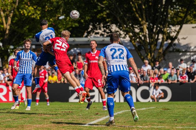DFB-Pokal: Bahlinger SC vs 1. FC Magdeburg, 22.08.2026 Falko Michel (1. FC Magdeburg, 21) mit seinem Kopfball zum 0:2 DFB-Pokal: Bahlinger SC vs 1. FC Magdeburg, Kaiserstuhlstadion, 22.08.2026 DFB DFL REGULATIONS PROHIBIT ANY USE OF PHOTOGRAPHS AS IMAGE SEQUENCES AND OR QUASI-VIDEO. *** DFB Cup: Bahlinger SC vs. 1. FC Magdeburg, August 22, 2026. Falko Michel of 1. FC Magdeburg, No. 21, scores with a header to make it 0–2. DFB Cup: Bahlinger SC vs. 1. FC Magdeburg, Kaiserstuhlstadion, August 22, 2026 DFB and DFL regulations prohibit any use of photographs as image sequences and or quasi-video Copyright: xBEAUTIFULxSPORTS Boscox