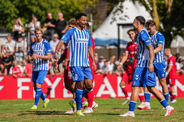 DFB-Pokal: Bahlinger SC vs 1. FC Magdeburg, 22.08.2026 Torjubel zum 0:2 durch Falko Michel (1. FC Magdeburg, 21) DFB-Pokal: Bahlinger SC vs 1. FC Magdeburg, Kaiserstuhlstadion, 22.08.2026 DFB DFL REGULATIONS PROHIBIT ANY USE OF PHOTOGRAPHS AS IMAGE SEQUENCES AND OR QUASI-VIDEO. *** DFB Cup: Bahlinger SC vs. 1. FC Magdeburg, August 22, 2026—Celebration of the 0–2 goal by Falko Michel of 1. FC Magdeburg, 21st DFB Cup match: Bahlinger SC vs. 1. FC Magdeburg, Kaiserstuhlstadion, August 22, 2026 DFB DFL regulations prohibit any use of photographs as image sequences and or quasi-video Copyright: xBEAUTIFULxSPORTS Boscox