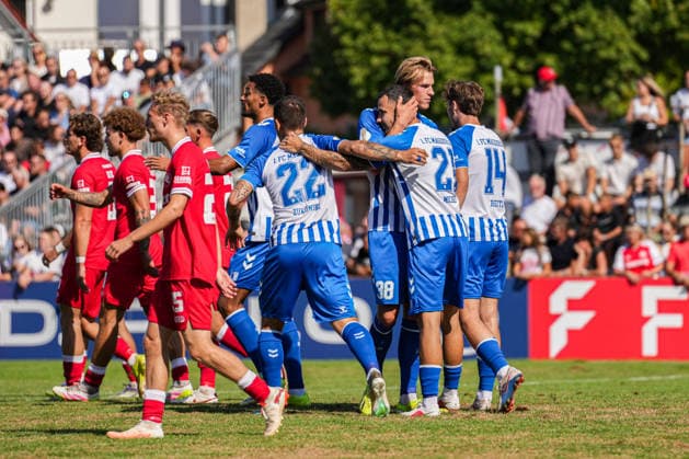 DFB-Pokal: Bahlinger SC vs 1. FC Magdeburg, 22.08.2026 Torjubel zum 0:2 durch Falko Michel (1. FC Magdeburg, 21) DFB-Pokal: Bahlinger SC vs 1. FC Magdeburg, Kaiserstuhlstadion, 22.08.2026 DFB DFL REGULATIONS PROHIBIT ANY USE OF PHOTOGRAPHS AS IMAGE SEQUENCES AND OR QUASI-VIDEO. *** DFB Cup: Bahlinger SC vs. 1. FC Magdeburg, August 22, 2026—Celebration of the 0–2 goal by Falko Michel of 1. FC Magdeburg, 21st DFB Cup match: Bahlinger SC vs. 1. FC Magdeburg, Kaiserstuhlstadion, August 22, 2026 DFB DFL regulations prohibit any use of photographs as image sequences and or quasi-video Copyright: xBEAUTIFULxSPORTS Boscox