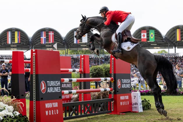 Daniel DEUSSER (GER) auf Otello de Guldenboom, im Sprung, Einzelaktion, Aktion, im Springen S3, Umlauf A, FEI Jumping World Championship, WM, Weltmeisterschaft - Individual Final - LONGINES-Preis, am 23.08.2026, FEI Reit Weltmeisterschaft Aachen 2026 vom 11. - 23.08.2026 in Aachen Deutschland; Â *** Daniel DEUSSER (GER) on Otello de Guldenboom, jumping, individual performance, in the S3 jumping competition, Round A, FEI Jumping World Championship Individual Final LONGINES Prize, on August 23, 2026, FEI World Equestrian Championships Aachen 2026, August 11–23, 2026, in Aachen, Germany Â