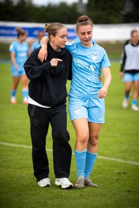 2. Frauen-Bundesliga: FC Viktoria Berlin vs. SG 99 Andernach; Berlin, 23.08.2026 Fußball, 2. Frauen Bundesliga: Alisa GRINCENCO (Viktoria Berlin 8) und Pia METZKER (Viktoria Berlin 15) nach dem 2. Frauen Bundesliga-Spiel gegen SG 99 Andernach am Spieltag 3 zwischen dem FC Viktoria Berlin und SG 99 Andernach am 23. August 2026 im Stadion Lichterfelde, Berlin (Deutschland) DFL REGULATIONS PROHIBIT ANY USE OF PHOTOGRAPHS AS IMAGE SEQUENCES AND OR QUASI-VIDEO. *** Women s Bundesliga 2: FC Viktoria Berlin vs. SG 99 Andernach Berlin, August 23, 2026, Soccer, Women s Bundesliga 2: Alisa GRINCENCO (Viktoria Berlin 8) and Pia METZKER (Viktoria Berlin 15) after the Women s Bundesliga 2 match against SG 99 Andernach on Matchday 3 between FC Viktoria Berlin and SG 99 Andernach on August 23, 2026, at Lichter Fieldfelde Stadium, Berlin, Germany. DFL regulations prohibit any use of photographs as image sequences and or quasi-video. Copyright: xBEAUTIFULxSPORTS Kuehnx