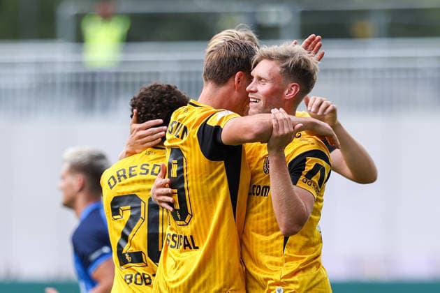 2026.08.23, xkwix, Fußball, DFB-Pokal, SV Westfalia Rhynern - Dynamo Dresden, LVM-Preußenstadion, 1.Runde, Saison 2026 2027: Jubel nach Tor zum 0:1 durch Jonas Sterner (Dynamo Dresden 32) DFB regulations prohibit any use of photographs as image sequences and or quasi-video. Photo: xKamilxWilkowskixPressefotoKochx Nordrhein-Westfalen Deutschland *** August 23, 2026, xkwix, Soccer, DFB Cup, SV Westfalia Rhynern vs. Dynamo Dresden, LVM Preußenstadion, Round 1, 2026–2027 Season. Jubilation after Jonas Sterner’s goal to make it 0–1 for Dynamo Dresden. 32. DFB regulations prohibit any use of photographs as image sequences and or quasi-video. Photo: xKamilxWilkowskixPressefotoKochx, North Rhine-Westphalia, Germany
