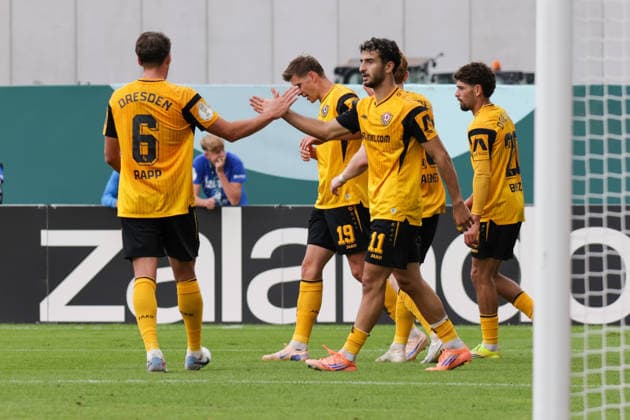 23.08.2026, xgrfx, Fussball DFB Pokal 1.Runde, SV Westfalia Rhynern - Dynamo Dresden v.l. Tor, Kaan Inanoglu zum 0:5 (Dynamo Dresden) (DFL DFB REGULATIONS PROHIBIT ANY USE OF PHOTOGRAPHS as IMAGE SEQUENCES and or QUASI-VIDEO) Münster *** August 23, 2026, xgrfx, Soccer DFB Cup First Round, SV Westfalia Rhynern vs. Dynamo Dresden, goal by Kaan Inanoglu, making it 0–5 for Dynamo Dresden. DFL and DFB regulations prohibit any use of photographs as image sequences and or quasi-video. Münster