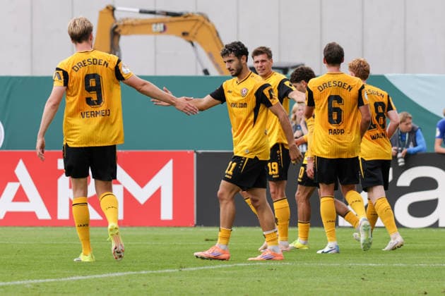 23.08.2026, xgrfx, Fussball DFB Pokal 1.Runde, SV Westfalia Rhynern - Dynamo Dresden v.l. Tor, Kaan Inanoglu zum 0:5 (Dynamo Dresden) (DFL DFB REGULATIONS PROHIBIT ANY USE OF PHOTOGRAPHS as IMAGE SEQUENCES and or QUASI-VIDEO) Münster *** August 23, 2026, xgrfx, Soccer DFB Cup First Round, SV Westfalia Rhynern vs. Dynamo Dresden, goal by Kaan Inanoglu, making it 0–5 for Dynamo Dresden. DFL and DFB regulations prohibit any use of photographs as image sequences and or quasi-video. Münster