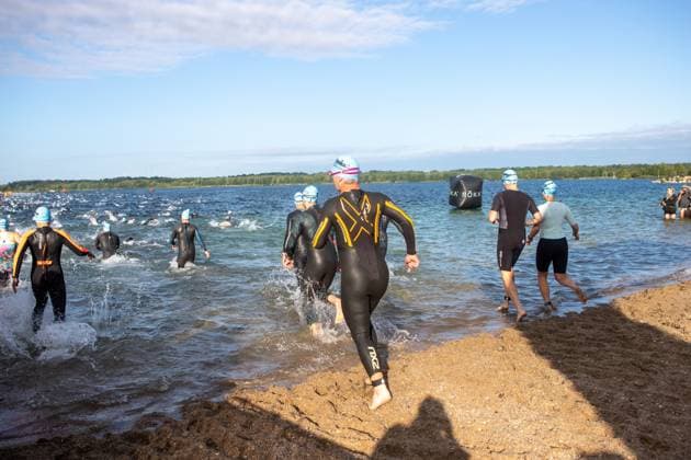 More than 2,600 athletes compete in inaugural IRONMAN 70.3 Leipzig LEIPZIG, GERMANY AUGUST 23, 2026: Athletes compete in the inaugural IRONMAN 70.3 Leipzig in Leipzig, Germany, on August 23, 2026, marking the first edition of the middle-distance triathlon held in the city. More than 2,600 athletes from Germany and abroad took part in the event, which combines swimming, cycling and running, as spectators gathered along the course to watch the competition. Leipzig Saxony Germany Copyright: x xMariaxCastrox xJNAxPressx