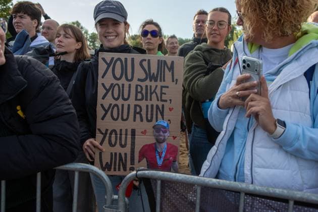 More than 2,600 athletes compete in inaugural IRONMAN 70.3 Leipzig LEIPZIG, GERMANY AUGUST 23, 2026: Athletes compete in the inaugural IRONMAN 70.3 Leipzig in Leipzig, Germany, on August 23, 2026, marking the first edition of the middle-distance triathlon held in the city. More than 2,600 athletes from Germany and abroad took part in the event, which combines swimming, cycling and running, as spectators gathered along the course to watch the competition. Leipzig Saxony Germany Copyright: x xMariaxCastrox xJNAxPressx