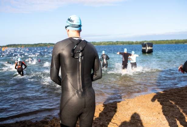 More than 2,600 athletes compete in inaugural IRONMAN 70.3 Leipzig LEIPZIG, GERMANY AUGUST 23, 2026: Athletes compete in the inaugural IRONMAN 70.3 Leipzig in Leipzig, Germany, on August 23, 2026, marking the first edition of the middle-distance triathlon held in the city. More than 2,600 athletes from Germany and abroad took part in the event, which combines swimming, cycling and running, as spectators gathered along the course to watch the competition. Leipzig Saxony Germany Copyright: x xMariaxCastrox xJNAxPressx