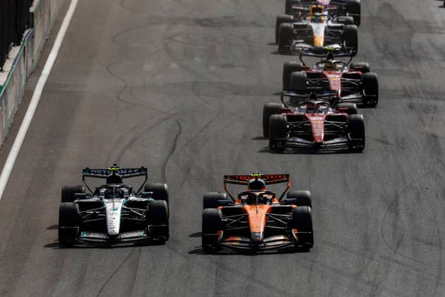 Zandvoort: F1 GP Netherlands 2026 on August, 23, 2026, (Photo by Hoch Zwei), Restart, start 12 KIMI ANTONELLI Andrea (ita), Mercedes AMG F1 Team W17, action 01 NORRIS Lando (gbr), McLaren F1 Team MCL40, action Zandvoort Netherlands *** 2026 Dutch F1 Grand Prix at Zandvoort on August 23, 2026, Photo by Hoch Zwei, Restart, Start 12: KIMI ANTONELLI (Andrea, Italy), Mercedes AMG F1 Team W17, Action 01: NORRIS Lando (GBR), McLaren F1 Team MCL40, Action: Zandvoort, Netherlands