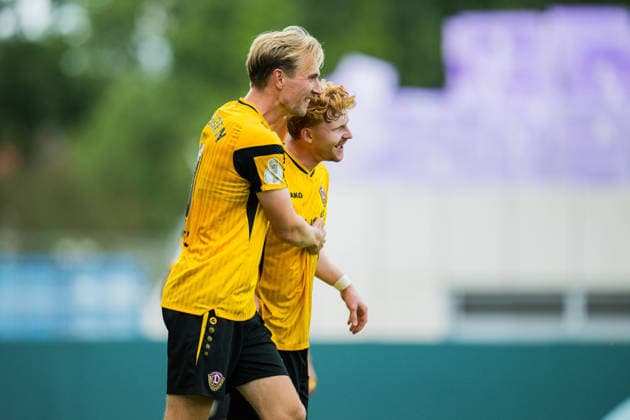 23.08.2026 - Fußball, 2026 2027, DFB-Pokal, 1. Hauptrunde, SV Westfalia Rhynern - SG Dynamo Dresden: (R) Robert Wagner (Dresden) jubelt nach seinem Tor zum 0:6 mit (L) Vincent Vermeij (Dresden) DFB REGULATIONS PROHIBIT ANY USE OF PHOTOGRAPHS AS IMAGE SEQUENCES AND OR QUASI-VIDEO. *** August 23, 2026 Soccer, 2026–2027, DFB Cup, 1st Round, SV Westfalia Rhynern vs. SG Dynamo Dresden; R Robert Wagner (Dresden) celebrates after scoring the 0–6 goal with L Vincent Vermeij (Dresden). DFB REGULATIONS PROHIBIT ANY USE OF PHOTOGRAPHS AS IMAGE SEQUENCES AND OR QUASI-VIDEO