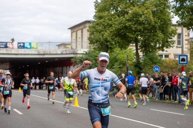 More than 2,600 athletes compete in inaugural IRONMAN 70.3 Leipzig LEIPZIG, GERMANY AUGUST 23, 2026: Athletes compete in the inaugural IRONMAN 70.3 Leipzig in Leipzig, Germany, on August 23, 2026, marking the first edition of the middle-distance triathlon held in the city. More than 2,600 athletes from Germany and abroad took part in the event, which combines swimming, cycling and running, as spectators gathered along the course to watch the competition. Leipzig Saxony Germany Copyright: x xMariaxCastrox xJNAxPressx