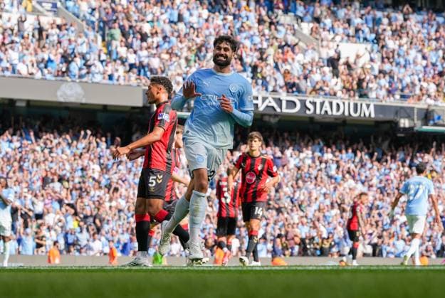 Josko Gvardiol celebrates scoring the 2nd Manchester City goal Manchester City v Bournemouth, Premier League, Football, Etihad Stadium, Manchester, UK - 23 Aug 2026Manchester Etihad Stadium United Kingdom EDITORIAL USE ONLY No use with unauthorised audio, video, data, fixture lists, club league logos or live services. Online in-match use limited to 120 images, no video emulation. No use in betting, games or single club league player publications.  Copyright: xWiredxPhotos Shutterstockx 17113667bt