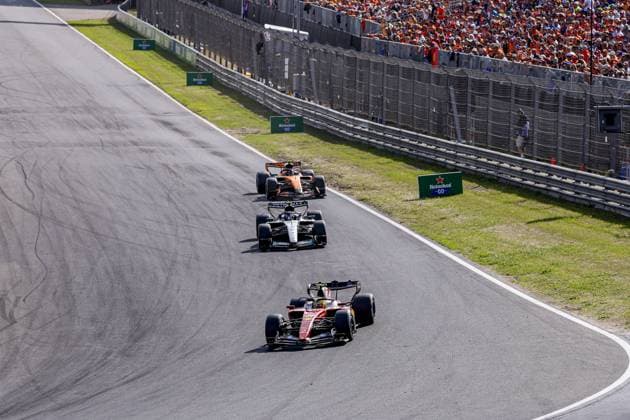 ZANDVOORT - Lewis Hamilton from Great Britain and driver for Scuderia Ferrari HP, Andrea Kimi Antonelli from Italy and driver for Mercedes-AMG PETRONAS F1 Team, Lando Norris from Great Britain and driver for McLaren Formula 1 Team during the Formula 1 Heineken Dutch Grand Prix at Circuit Zandvoort on 23 August 2026 in Zandvoort, the Netherlands. MARCEL TER BALS ANP xVIxANPxSportx xMarcelxterxBalsxIVx 566108710 originalFilename: 566108710.jpg