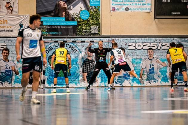 Am 21.08.2026 trafen die Rein Neckar Löwen in der ersten runde des DHB Pokal in der Sporthalle Ost in Kornwestheim auf die SV Salamander Kornwestheim. Die Foto-Galerie zeigt die besten Szenen dieses Handballspiels. Heimspiel der Rein Neckar Löwen. DHB Pokal: Rein Neckar Löwen - SV Salamander Kornwestheim, 21.08.2026, Kornwestheim, Sporthalle Ost *** On August 21, 2026, the Rein Neckar Löwen faced SV Salamander Kornwestheim in the first round of the DHB Cup at the Sporthalle Ost in Kornwestheim. The photo gallery shows the best moments from this handball game—a home game for the Rein Neckar Löwen in the DHB Cup. Rein Neckar Löwen vs. SV Salamander Kornwestheim, August 21, 2026, Kornwestheim, Sporthalle Ost Copyright: xspeedshotx xDorianfrickx