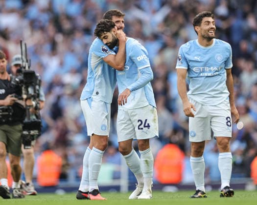 Premier League: Manchester City v Bournemouth Ruben Dias of Manchester City and Josko Gvardiolof Manchester City celebrate the 2-1 win during the Premier League match Manchester City vs Bournemouth at Etihad Stadium, Manchester, United Kingdom on 23 August 2026 (Photo by Mark Cosgrove News Images) Manchester Etihad Stadium Greater Manchester United, ManU Kingdom Copyright: xMarkxCosgrove NewsxImagesx