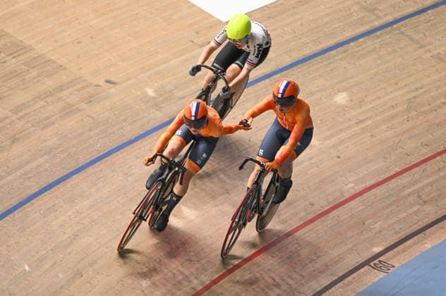 2026 UCI Junior Track World Championships Picture by Mathew Wells SWpix.com - 23 08 2026 - Cycling - 2026 UCI Junior Track World Championships - Heusden-Zolder, Flanders, Belgium - Women Madison Final - Imke Menting and Britt Jeucken of Netherlands Copyright: x xSWpix.comx(t axPhotographyxHubxLtd)xMathewxWells SWpix.comx SWP-3030-19245