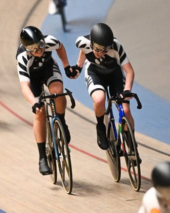 2026 UCI Junior Track World Championships Picture by Mathew Wells SWpix.com - 23 08 2026 - Cycling - 2026 UCI Junior Track World Championships - Heusden-Zolder, Flanders, Belgium - Women Madison Final - Lily Keast and Neve McKenzie of New Zealand Copyright: x xSWpix.comx(t axPhotographyxHubxLtd)xMathewxWells SWpix.comx SWP-3030-19261