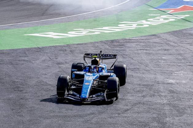 ZANDVOORT - Carlos Sainz from Spain, driver for Atlassian Williams Racing, goes off the track during the Formula 1 Heineken Dutch Grand Prix at Circuit Zandvoort on August 23, 2026 in Zandvoort, the Netherlands. MARCEL TER BALS ANP xVIxANPxSportx xMarcelxterxBalsxIVx 566109300 originalFilename: 566109300.jpg