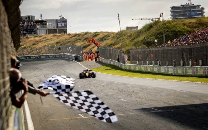 ZANDVOORT - Lando Norris (McLaren) wins the F1 Dutch Grand Prix at the Circuit of Zandvoort. SEM VAN DER WAL ANP xVIxANPxSportx xxANPxIVx 566109798 originalFilename: 566109798.jpg