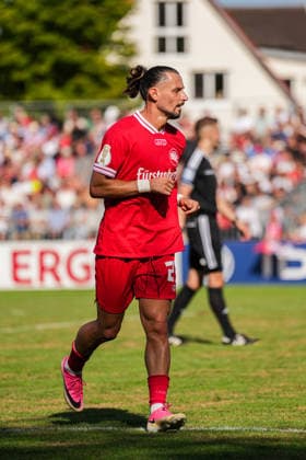 DFB-Pokal: Bahlinger SC vs 1. FC Magdeburg, 22.08.2026 Hasan PepiÄ‡ (Bahlinger SC, 27) DFB-Pokal: Bahlinger SC vs 1. FC Magdeburg, Kaiserstuhlstadion, 22.08.2026 DFB DFL REGULATIONS PROHIBIT ANY USE OF PHOTOGRAPHS AS IMAGE SEQUENCES AND OR QUASI-VIDEO. *** DFB Cup: Bahlinger SC vs. 1 FC Magdeburg, August 22, 2026, Hasan Pepic Bahlinger SC, 27 DFB Cup: Bahlinger SC vs. 1 FC Magdeburg, Kaiserstuhlstadion, August 22, 2026. DFB and DFL regulations prohibit any use of photographs as image sequences and or quasi-video. Copyright: xBEAUTIFULxSPORTS Boscox