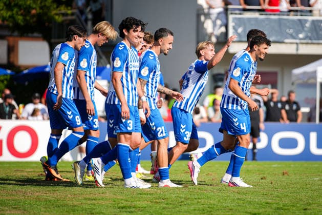 Deutschland, Fußball, DFB-Pokal, Saison 2026 2027, 1. Hauptrunde, Bahlinger SC vs. 1. FC Magdeburg, Kaiserstuhlstadion (Bahlingen am Kaiserstuhl): Falko Michel (1. FC Magdeburg, 21) Tor, Torjubel, Bahlingen Kaiserstuhlstadion Baden-Württemberg Deutschland *** Germany, Soccer, DFB Cup, 2026–2027 Season, 1st Round, Bahlinger SC vs. 1. FC Magdeburg, Kaiserstuhlstadion, Bahlingen am Kaiserstuhl, Falko Michel (1. FC Magdeburg), 21st goal, goal celebration, Bahlingen, Kaiserstuhlstadion, Baden-Württemberg, Germany Copyright: xFINLEYxMÖRCHx
