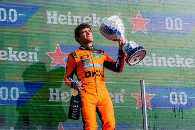 FIA Formula 1 World Championship, WM, Weltmeisterschaft Dutch Grand Prix 2026 Zandvoort, 20.08.2026, Das Rennen, Grosser Preis Sieger des Grand Prix in Zandvoort: Lando Norris *** FIA Formula 1 World Championship, 2026 Dutch Grand Prix at Zandvoort, August 20, 2026, The Race, Grand Prix Winner at Zandvoort: Lando Norris Copyright: xBahhoxKarax
