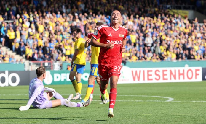 Marin Ljubicic jubelt nach Tor zum 2:4 Endstand Freude Emotion Jubel Fußball Fussball DFB Pokal 1. Runde Saison 2026 2027 23.08.2026 Eintracht Braunschweig BTSV vs. 1.FC Union Berlin FCU DFL regulations prohibit any use of photographs as image sequences and or quasi-video *** Marin Ljubicic celebrates after scoring the goal that sealed the 2–4 final score. Joy, emotion, celebration, sports, soccer, DFB Cup, 1st round, 2026–2027 season, August 23, 2026, Eintracht Braunschweig (BTSV) vs. 1. FC Union Berlin (FCU) DFL regulations prohibit any use of photographs as image sequences and or quasi-video