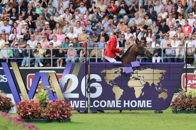 Richard Vogel (GER, Deutschland) mit Pferd Unites Touch S, aktueller Europameister und Sieger des Rolex Grand Prix von Aachen 2026 (CHIO Aachen)scheitert an der WM-Mauer, Reiterfehler, Hindernisfehler, Springen, FEI Jumping World Championship, WM, Weltmeisterschaft , FEI Jumping World Championship, Competition Individual Final, Longines-Prize, Longines-Preis, Finale Einzelwertung, Jumping , AACHEN - FEI World Championships 2026, Weltfest des Pferdesports, Reitsport Weltmeisterschaft 2026, Aachen 2026, Welcome Home 2026, Aachener Soers, 11. bis 23. August 2026, Reitsport, 23.08.2026, Aachen Aachener Soers Deutschland *** Richard Vogel (GER), Germany, riding Unites Touch S, the reigning European champion and winner of the 2026 Rolex Grand Prix at CHIO Aachen, fails to clear the World Championship Wall due to a rider error and a fault at a jump; show jumping; FEI Jumping World Championship, FEI Jumping World Championship, Individual Final, Longines Prize, Longines Award, Individual Final, Jumping, AACHEN FEI World Championships 2026, World Festival of Equestrian Sports, 2026 Equestrian World Championships, Aachen 2026, Welcome Home 2026, Aachen Soers, August 11–23, 2026, Equestrian Sports, August 23, 2026, Aachen Soers, Germany