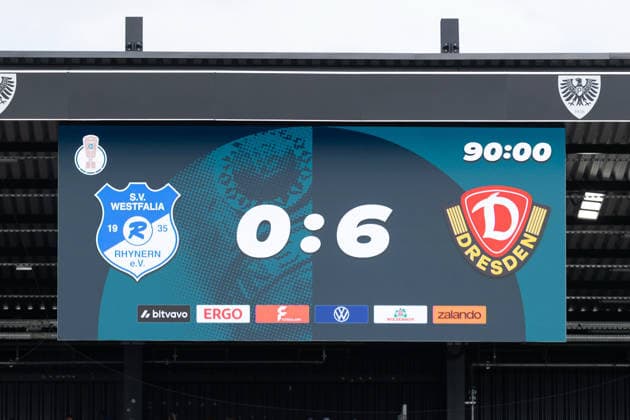 Münster, Deutschland 23. August 2026: DFB-Pokal - 2026 2027 - 1. Runde - SV Westfalia Rhynern gegen SG Dynamo Dresden Im Bild: Endergebnis: SV Westfalia Rhynern unterliegt SG Dynamo Dresden mit 0:6 DFL DFB regulations prohibit any use of photographs as image sequences and or quasi-video. LVM-Preußenstadion Nordrhein Westfalen *** Münster, Germany August 23, 2026 DFB Cup 2026–2027 First Round SV Westfalia Rhynern vs. SG Dynamo Dresden Pictured: Final score—SV Westfalia Rhynern loses to SG Dynamo Dresden 0–6. DFL and DFB regulations prohibit any use of photographs as image sequences and or quasi-video. LVM Preußenstadion, North Rhine-Westphalia Copyright: xFotostandx xZeisingx