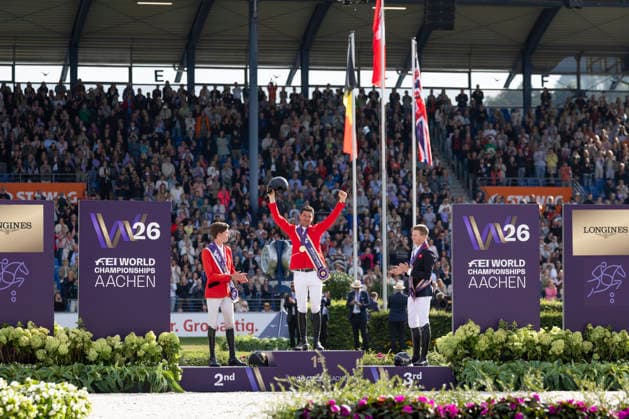 Steve GUERDAT (SUI) (mi.) auf Dynamix de Belheme gewinnt die Gold Medaille, Thibeau SPITS (BEL) (li.) auf Impress-K van t Kattenheye Z gewinnt Silber, Harry CHARLES (GBR) (re.) auf LT Holst Fredaauf gewinnt Bronze, Jubel, Freude, Lachen, Siegerehrung, Springen S3, Umlauf A, FEI Jumping World Championship, WM, Weltmeisterschaft - Individual Final - LONGINES-Preis, am 23.08.2026, FEI Reit Weltmeisterschaft Aachen 2026 vom 11. - 23.08.2026 in Aachen Deutschland; Â *** Steve GUERDAT (SUI), riding Dynamix de Belheme, wins the gold medal, Thibeau SPITS (BEL) riding Impress K van t Kattenheye Z wins silver; Harry CHARLES (GBR) riding LT Holst Fredaauf wins bronze; cheers, joy, laughter, award ceremony, Jumping S3, Round A, FEI Jumping World Championship Individual Final LONGINES Prize, on August 23, 2026, FEI World Equestrian Games Aachen 2026 from August 11–23, 2026, in Aachen, Germany Â