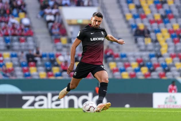 Vincenzo Grifo (SC Freiburg, 32) am Ball , Deutschland, Fußball, 1. Runde, DFB Pokal, 2026 2027, Fortuna Düsseldorf vs. SC Freiburg, 23.08.2026, Merkur Spiel-Arena, Düsseldorf Düsseldorf Merkur Spiel-Arena Nordrhein-Westfalen Deutschland *** Vincenzo Grifo, SC Freiburg, 32, on the ball, Germany, soccer, 1st round, DFB Cup, 2026–2027, Fortuna Düsseldorf vs. SC Freiburg, August 23, 2026, Merkur Spiel Arena, Düsseldorf, Düsseldorf, Merkur Spiel Arena, North Rhine-Westphalia, Germany Copyright: xArnexAmbergx