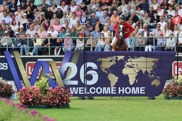 Weltmeister Steve Guerdat (SUI, Schweiz) mit Pferd Dynamix de Belheme am WM-Sprung , Springen, FEI Jumping World Championship, WM, Weltmeisterschaft , FEI Jumping World Championship, Competition Individual Final, Longines-Prize, Longines-Preis, Finale Einzelwertung, Jumping , AACHEN - FEI World Championships 2026, Weltfest des Pferdesports, Reitsport Weltmeisterschaft 2026, Aachen 2026, Welcome Home 2026, Aachener Soers, 11. bis 23. August 2026, Reitsport, 23.08.2026, Aachen Aachener Soers Deutschland *** World Champion Steve Guerdat (SUI, Switzerland) with his horse Dynamix de Belheme at the World Championships in Jumping, FEI Jumping World Championship, FEI Jumping World Championship, Individual Final, Longines Prize, Jumping, AACHEN FEI World Championships 2026, World Festival of Equestrian Sports, 2026 Equestrian World Championships, Aachen 2026, Welcome Home 2026, Aachen Soers, August 11–23, 2026, Equestrian Sports, August 23, 2026, Aachen Soers, Germany