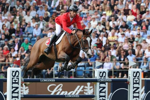 Weltmeister Steve Guerdat (SUI, Schweiz) mit Pferd Dynamix de Belheme am WM-Sprung , Springen, FEI Jumping World Championship, WM, Weltmeisterschaft , FEI Jumping World Championship, Competition Individual Final, Longines-Prize, Longines-Preis, Finale Einzelwertung, Jumping , AACHEN - FEI World Championships 2026, Weltfest des Pferdesports, Reitsport Weltmeisterschaft 2026, Aachen 2026, Welcome Home 2026, Aachener Soers, 11. bis 23. August 2026, Reitsport, 23.08.2026, Aachen Aachener Soers Deutschland *** World Champion Steve Guerdat (SUI, Switzerland) with his horse Dynamix de Belheme at the World Championships in Jumping, FEI Jumping World Championship, FEI Jumping World Championship, Individual Final, Longines Prize, Jumping, AACHEN FEI World Championships 2026, World Festival of Equestrian Sports, 2026 Equestrian World Championships, Aachen 2026, Welcome Home 2026, Aachen Soers, August 11–23, 2026, Equestrian Sports, August 23, 2026, Aachen Soers, Germany