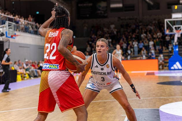 GOETTINGEN, GERMANY - AUGUST 23: Yvonne Nicole Turner (Hungary, 22) with ball against Alexandra Wilke (Germany, 3) during the exhibition game, match between Germany vs. Hungary at Sparkassen-Arena on August 23, 2026 in Goettingen, Germany. Lower Saxony Germany Copyright: xBEAUTIFULxSPORTS Freudensteinx