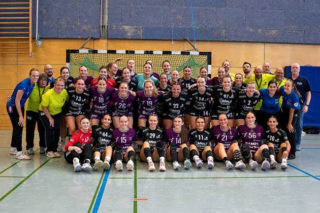 Beide Mannschaften DHB-Pokal: HSG Hunsrück TuS Metzingen Sohren *** Both Teams: DHB Cup, HSG Hunsrück vs. TuS Metzingen, Sohren Copyright: xEibner-Pressefotox EP_EFS