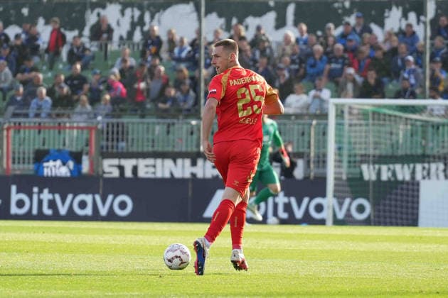 Fußball I Herren I Saison 2026-2027 I DFB-Pokal I 1. Runde I 1. FC Phönix Lübeck - SC Paderborn 07 I 23.08.2026 Tjark Scheller (25, SC Paderborn 07) ist am Ball Lübeck Stadion an der Lohmühle Schleswig-Holstein Deutschland *** Soccer I Men s Team I 2026–2027 Season I DFB Cup I First Round I 1. FC Phönix Lübeck vs. SC Paderborn 07 I August 23, 2026 Tjark Scheller 25, SC Paderborn 07 Takes the Field at Lübeck’s Stadion an der Lohmühle, Schleswig-Holstein, Germany Copyright: xLobeca MaschaxHolmx