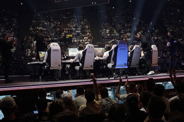 Paris France.23 Aout 2026 Edition 2026 de la Coupe du Monde d Esport 7áµ‰ semaine de l Esports World Cup 2026 finales de Counter-Strike 2 a l EWC 2026, a l Accor Arena 2026 edition of the Esports World Cup 7th week of the Esports World Cup 2026 Counter-Strike 2 finals at the EWC 2026, at the Accor Arena in Paris, France.August 23, 2026 NEWS, ILLUSTRATION ESPORT, JEUX VIDEOS, JEU VIDEO, COMPETITION, TOURNOI, ILLUSTRATION, ELECTRONIQUE, E SPORT, GAMER, GAMERS COMPETITION NEWS, ESPORT ILLUSTRATION, VIDEO GAMES, VIDEO GAME, COMPETITION, TOURNAMENT, ILLUSTRATION, ELECTRONIC SPORT, E SPORT, GAMER, GAMERS COMPETITION SPECTATEUR AMBIANCE NEWS, ESPORT ILLUSTRATION, VIDEO GAMES, VIDEO GAME, COMPETITION, TOURNAMENT, ILLUSTRATION, ESPORT, ESPORT, GAMER, GAMERS COMPETITION NEWS, ESPORT ILLUSTRATION, VIDEO GAMES, VIDEO GAME, COMPETITION, TOURNAMENT, ILLUSTRATION, ELECTRONIC SPORT, E SPORT, GAMER, GAMERS COMPETITION SPECTATOR ATMOSPHERE  Copyright: xBrunoxLevesquex
