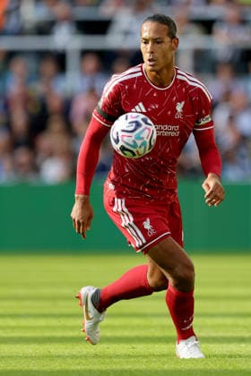 Newcastle United v Liverpool - Premier League 2026 27 Virgil van Dijk of Liverpool on the ball during the Premier League 2026 27 match between Newcastle United and Liverpool FC at St James Park on August 23, 2026 in Newcastle upon Tyne, England. WARNING! This Photograph May Only Be Used For Newspaper And Or Magazine Editorial Purposes. May Not Be Used For Publications Involving 1 player, 1 Club Or 1 Competition Without Written Authorisation From Football DataCo Ltd. For Any Queries, Please Contact Football DataCo Ltd on +44 (0) 207 864 9121 Newcastle upon Tyne St. James Park England United Kingdom Copyright: xAllstarxPicturexLibraryxLtdx