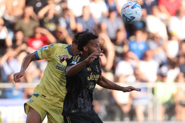 SOCCER - Serie A - Frosinone Calcio vs. Juventus FC Photo by IPA ABACAPRESS.COM87735062 - Frosinone, Italy — August 23, 2026: Ilario Monterisi (defender) of Frosinone Calcio and Lloyd Kelly (defender) of Juventus FC in action during the 2026–2027 Italian Serie A—Enilive Championship soccer match between Frosinone Calcio and Juventus FC at Benito Stirpe Stadium. Frosinone Italy  Copyright: xIPAxSport ABACAx